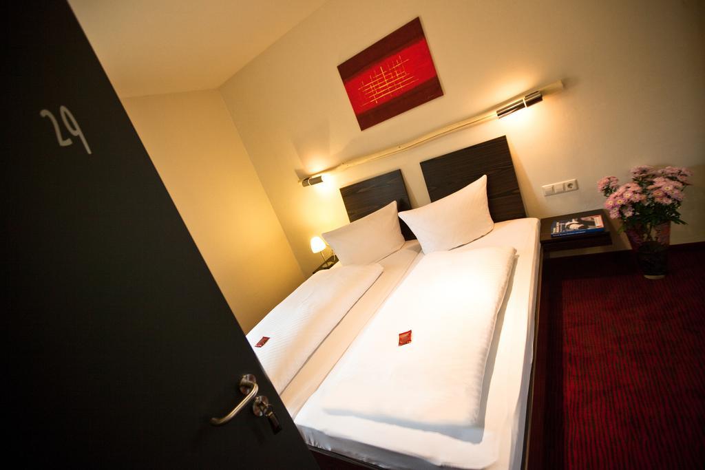Hotel Speyer Am Technik Museum Oda fotoğraf